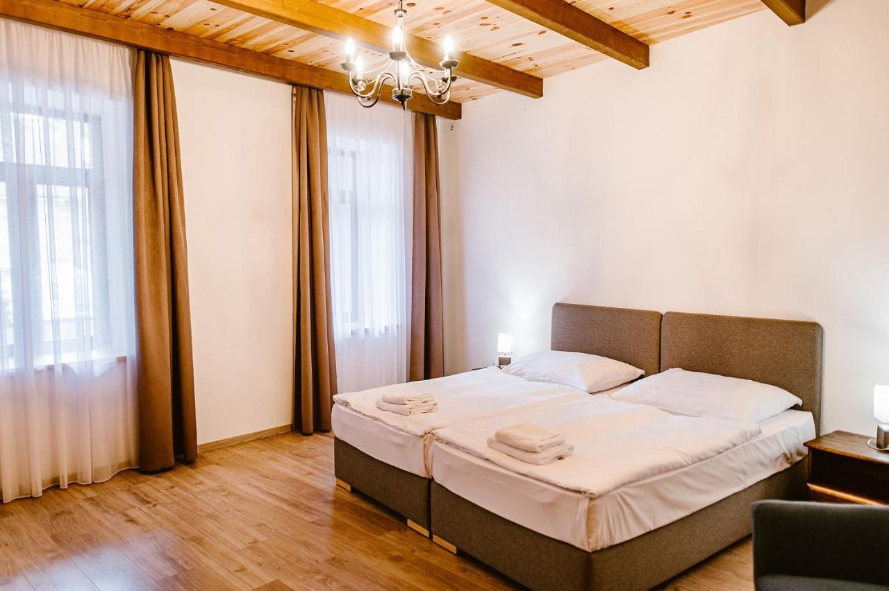 Sziklavendeghaz Aparthotel Veszprém Екстериор снимка